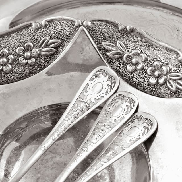 Convertimos tus objetos de plata en dinero al instante