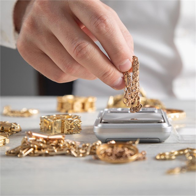 Obtén dinero al instante empeñando tus joyas